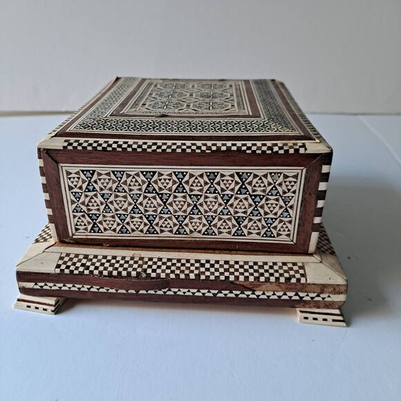 Vintage Egyptian Mother of Pearl Cigarette Case Décor in laid Wooden Musical Box - Picture 5 of 13